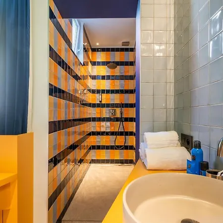 Hotel P6