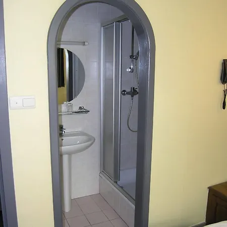 P6 Hotel 3*