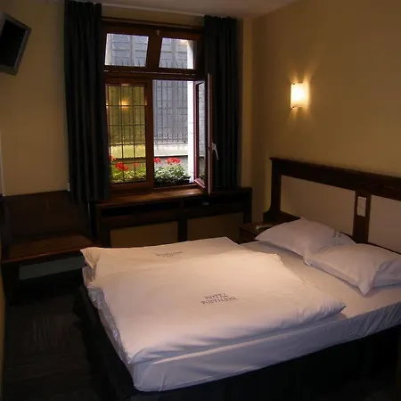 P6 Hotel