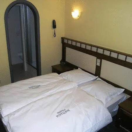 P6 3* Antwerp